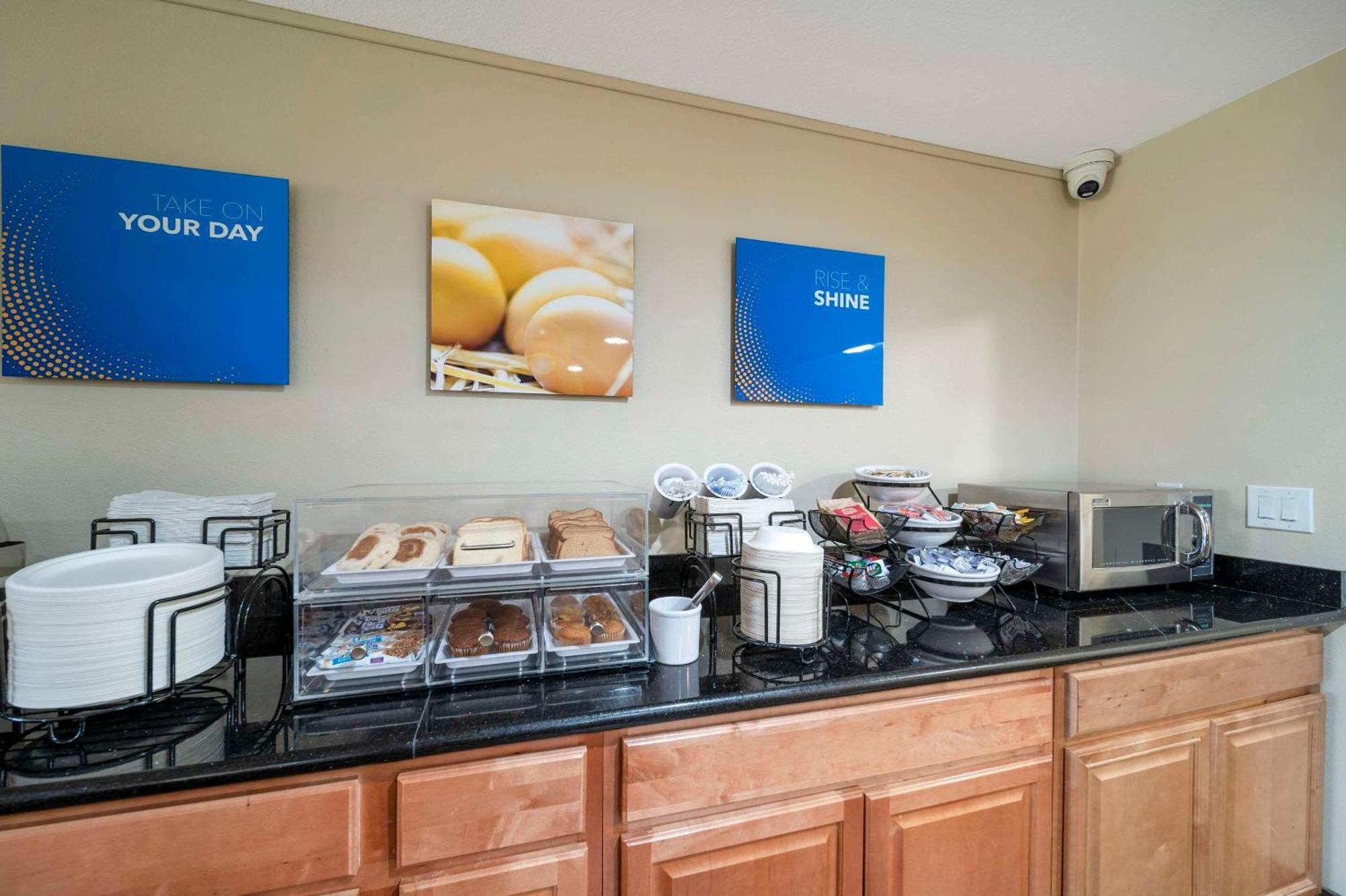Comfort Suites Red Bluff Near I-5 المظهر الخارجي الصورة